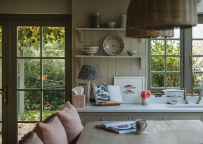 Kitchen design with open shelving