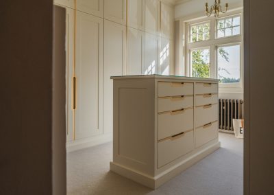 Luxury bedroom wardrobe design